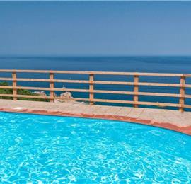 2 Bedroom Villa with Pool in Costa Paradiso, Sleeps 4-6